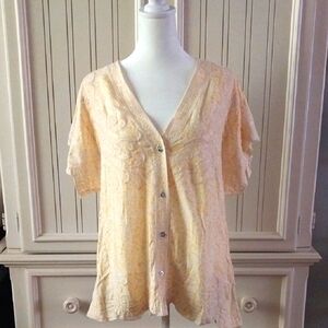 NWT Yellow & White Embroidered Top